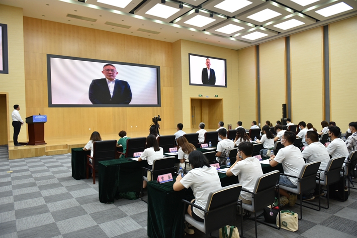 鲁港澳台青年工作联席会议召开